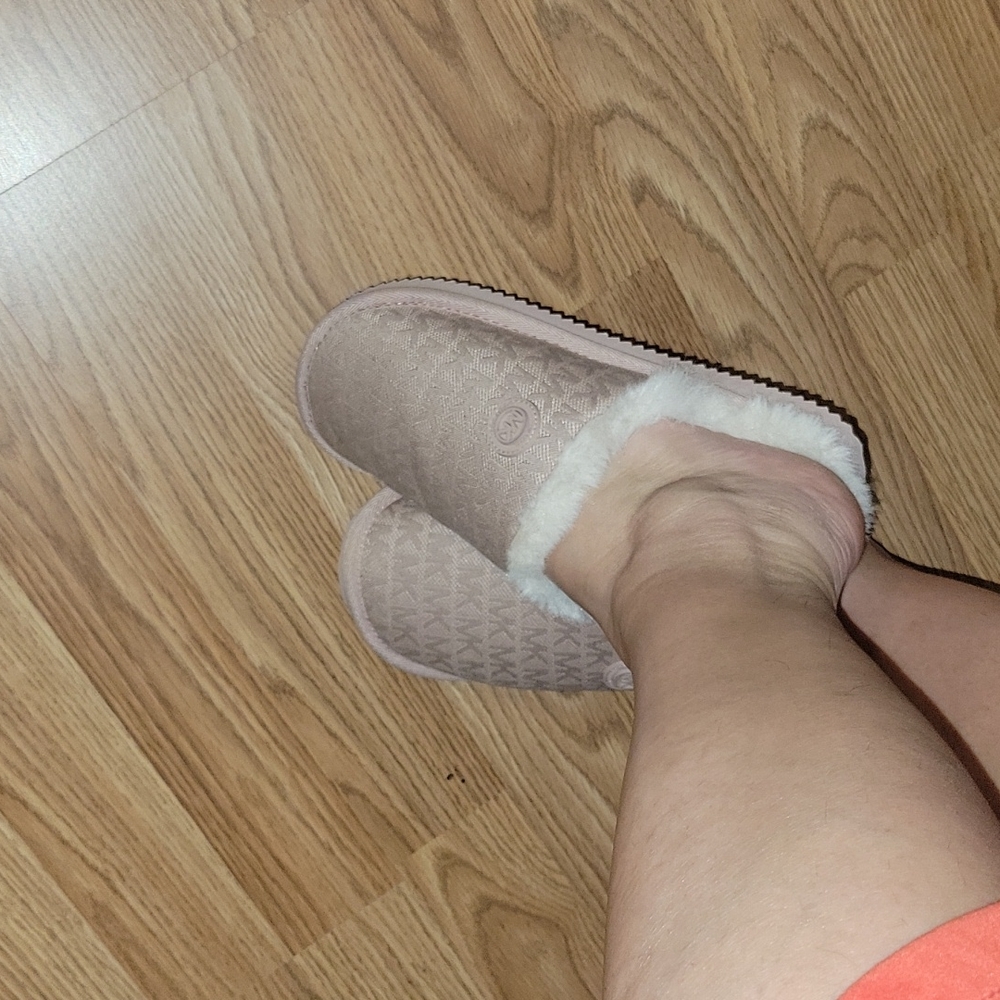 Michael kors slippers - Picture 5 of 5